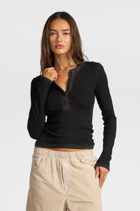 Verona Henley