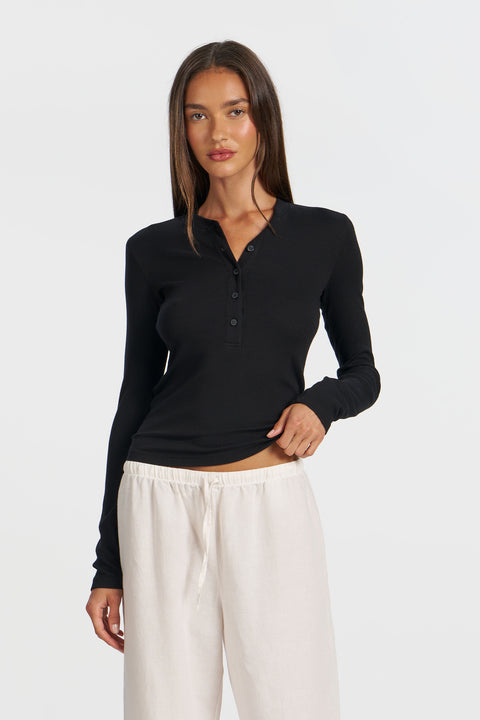 Verona Henley